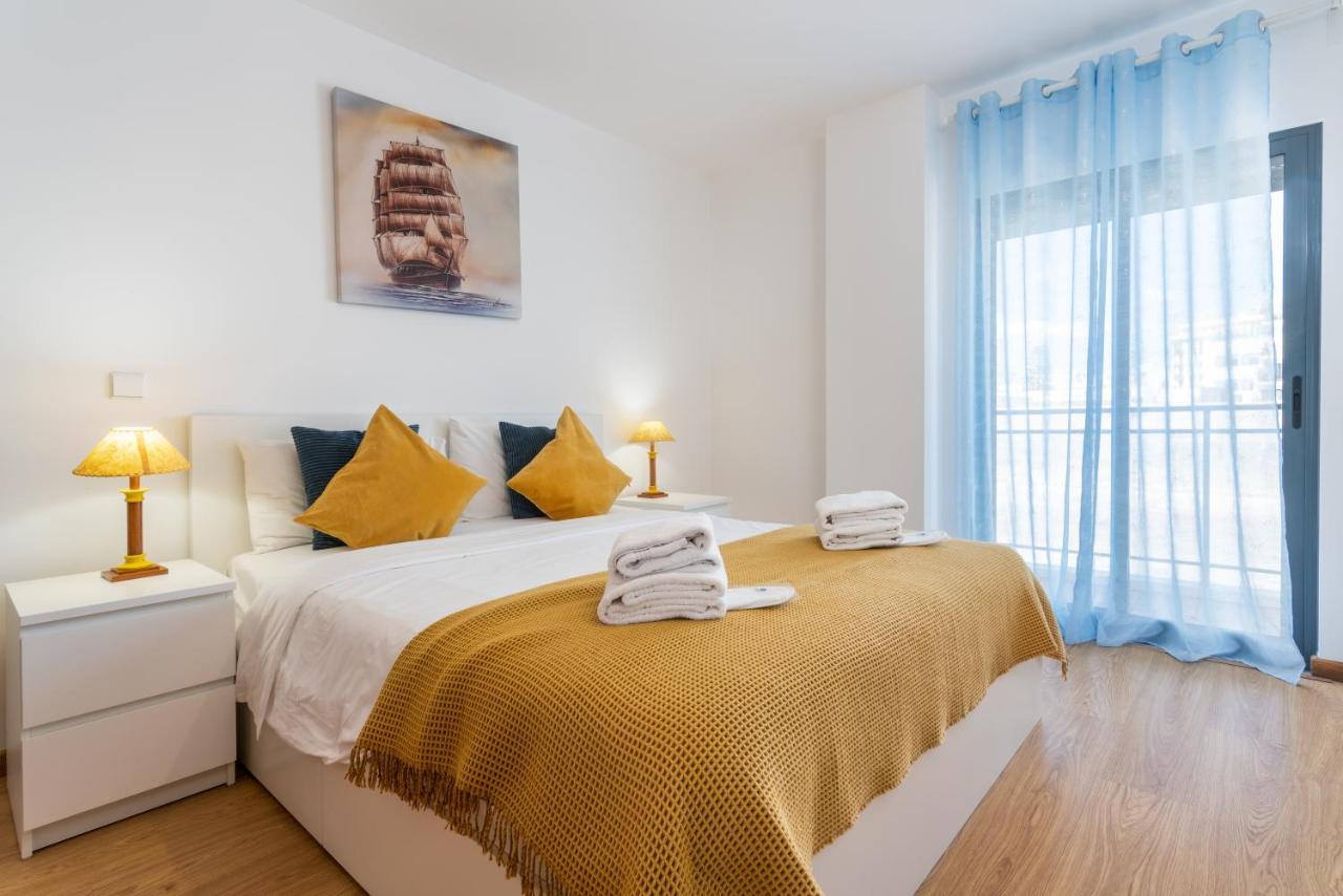 Sunshine Apartment By Ammonite&Cо โอลเญา ภายนอก รูปภาพ