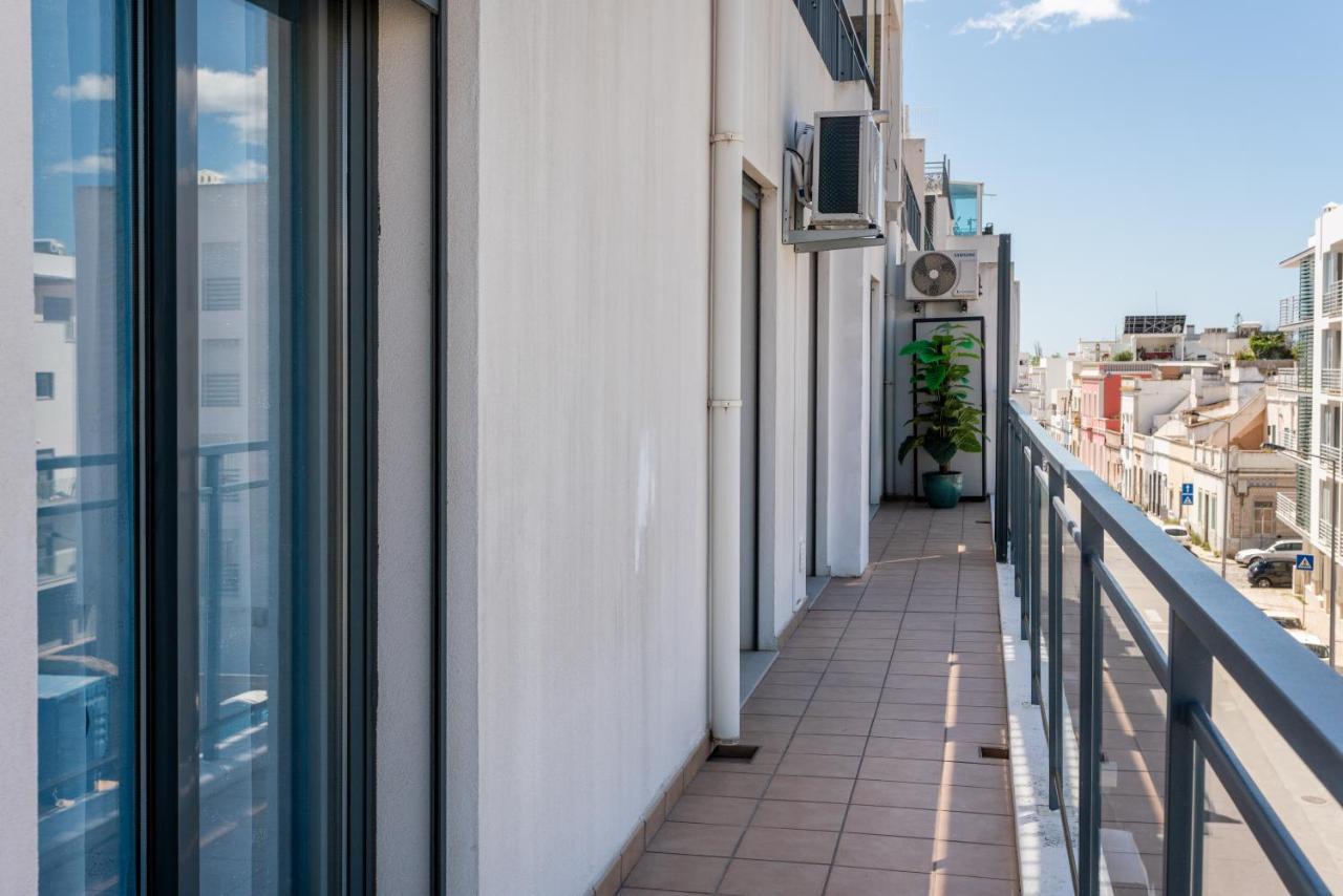 Sunshine Apartment By Ammonite&Cо โอลเญา ภายนอก รูปภาพ