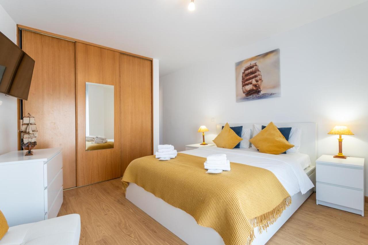 Sunshine Apartment By Ammonite&Cо โอลเญา ภายนอก รูปภาพ