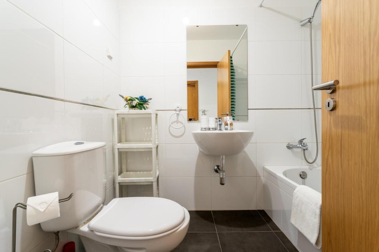 Sunshine Apartment By Ammonite&Cо โอลเญา ภายนอก รูปภาพ