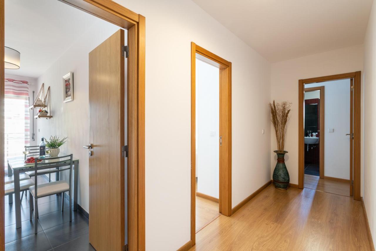 Sunshine Apartment By Ammonite&Cо โอลเญา ภายนอก รูปภาพ